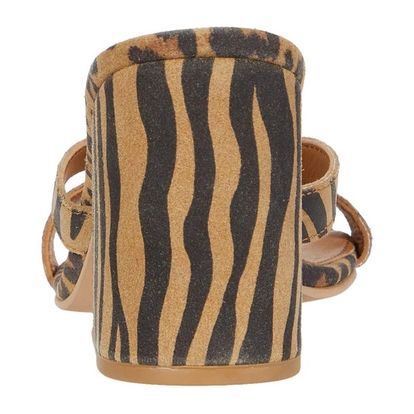 Free People Charlie-V Heel Tiger Print Tan and Black Heels - Picture 7 of 8